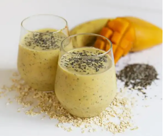 Mango Oatmeal Smoothie