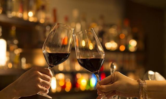 The Comprehensive Guide to Mindful Drinking and Alcohol Safety