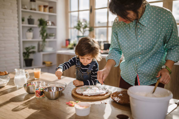 The Ultimate Guide to Home Cake Artistry: From Family Bonding to Professional Photography