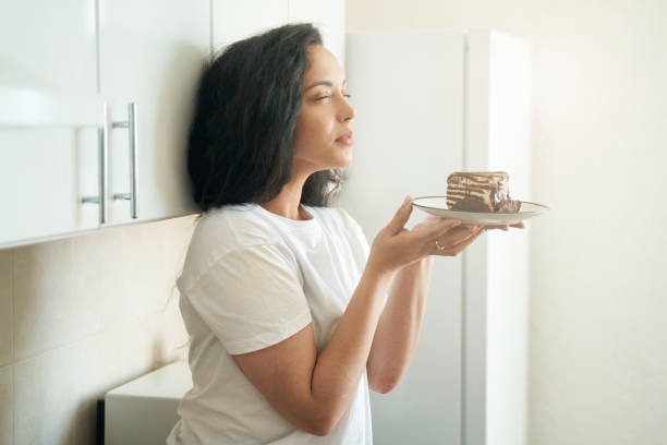 The Multisensory Science of Cake: From Aroma to Emotional Resonance